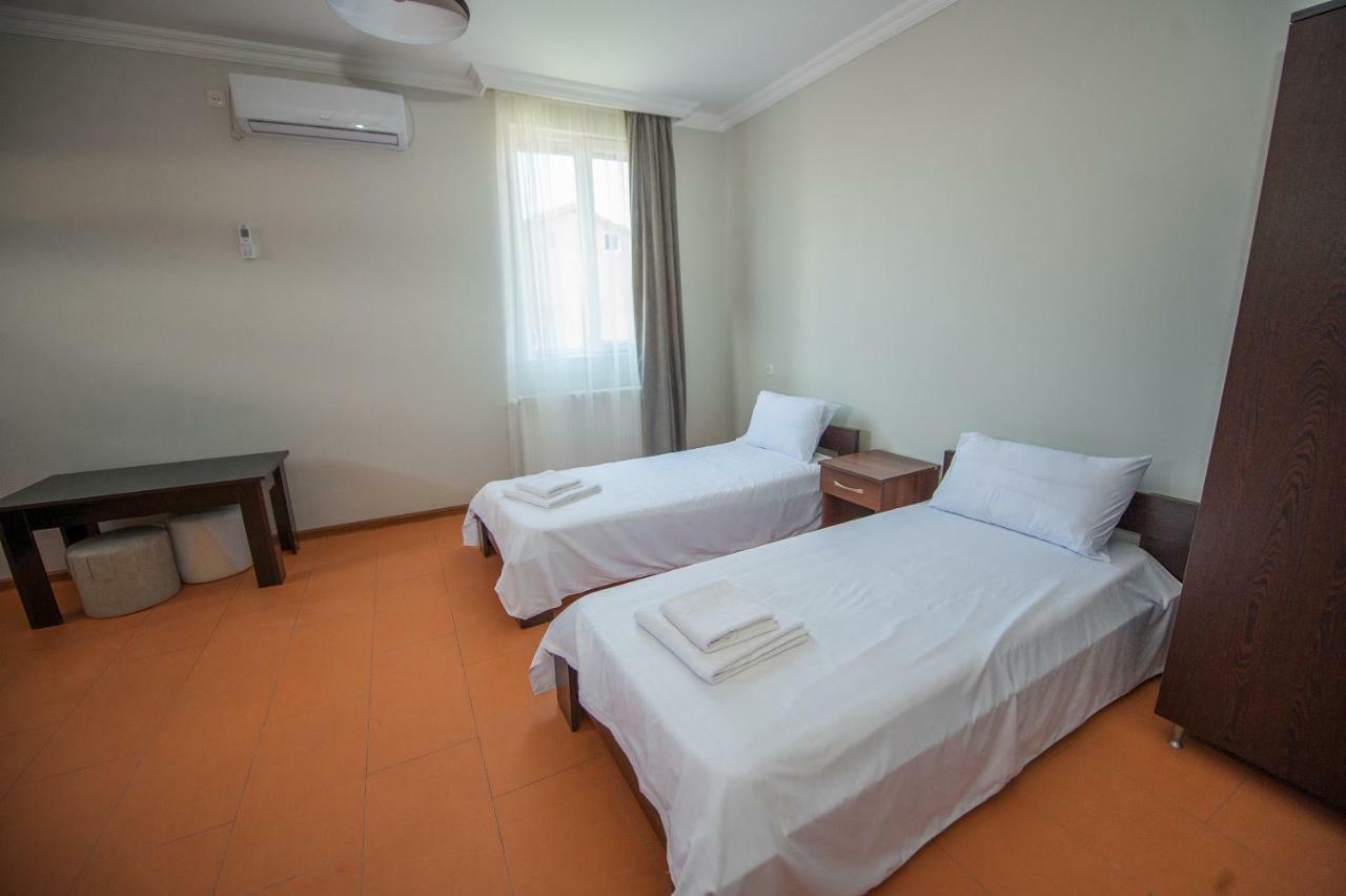 Hotel Cosmos Batumi Eksteriør bilde