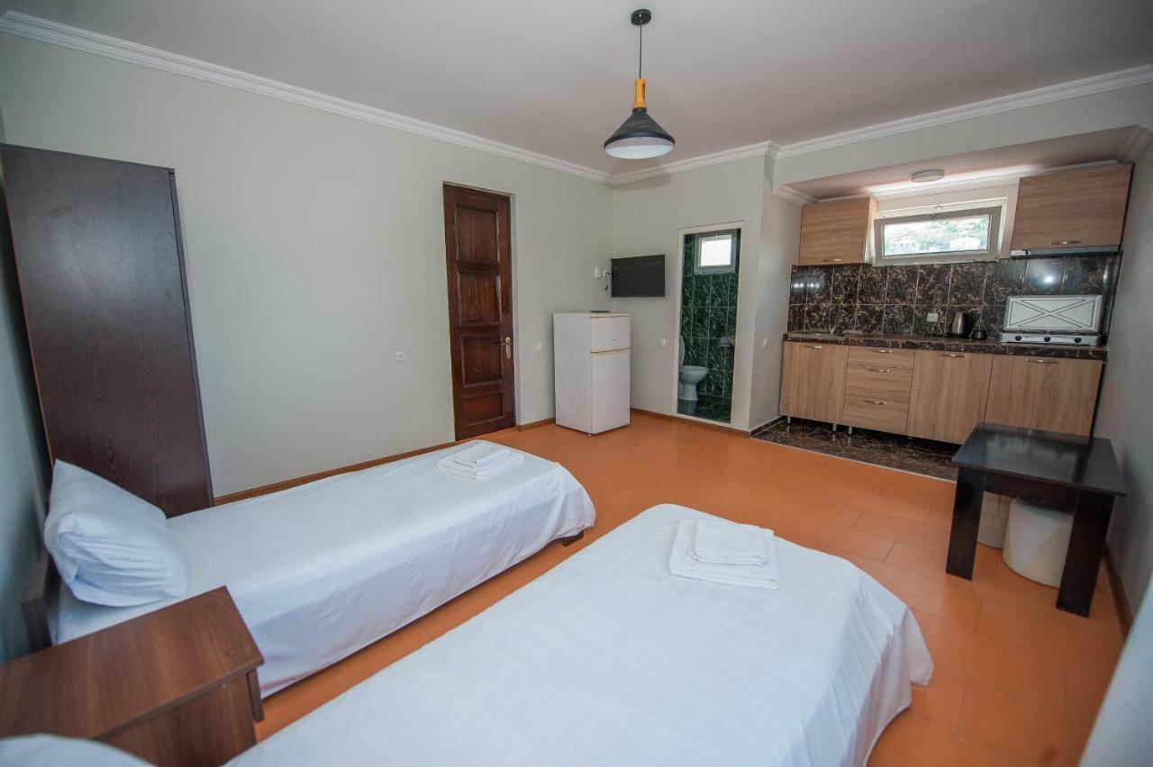 Hotel Cosmos Batumi Eksteriør bilde