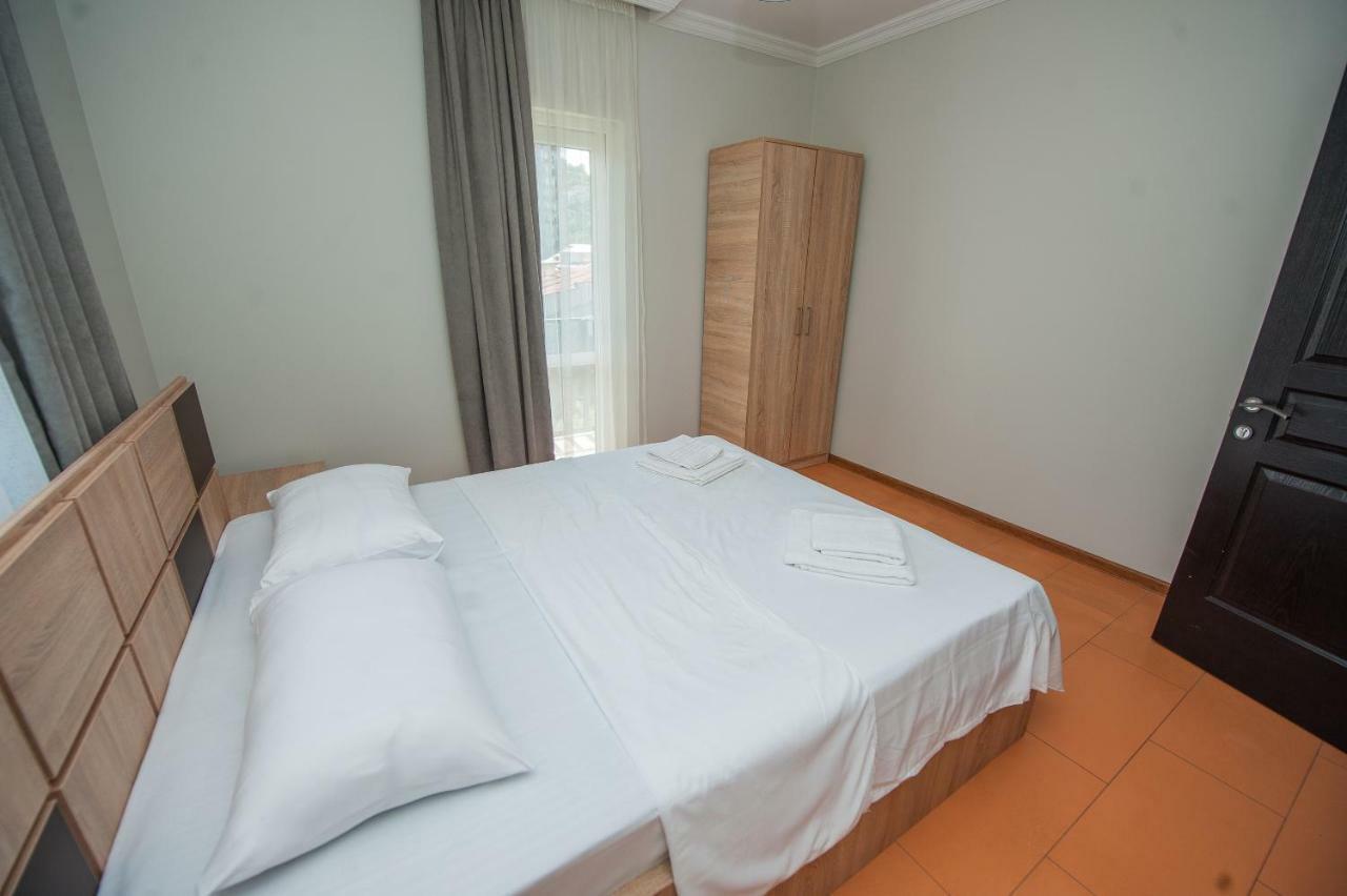 Hotel Cosmos Batumi Eksteriør bilde